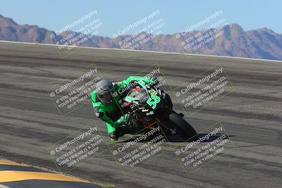 media/Mar-21-2025-CVMA Friday Practice (Fri) [[30cd4fe323]]/2-Racer 1/Session 2 (Bowl)/